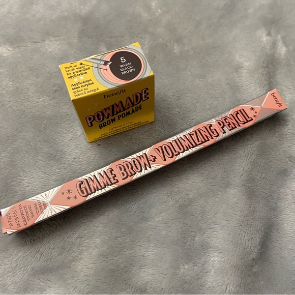New! Benefit powmade brow pomade gimme brow pencil warm-black brown 27624 - Picture 6 of 9